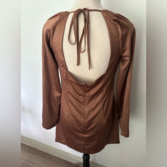 Dynamite NWT brown satin silk look mini bodycon dress size Medium - Picture 5 of 10